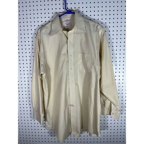 Brooks Brothers Other - Brooks Brothers button down dress shirt size L